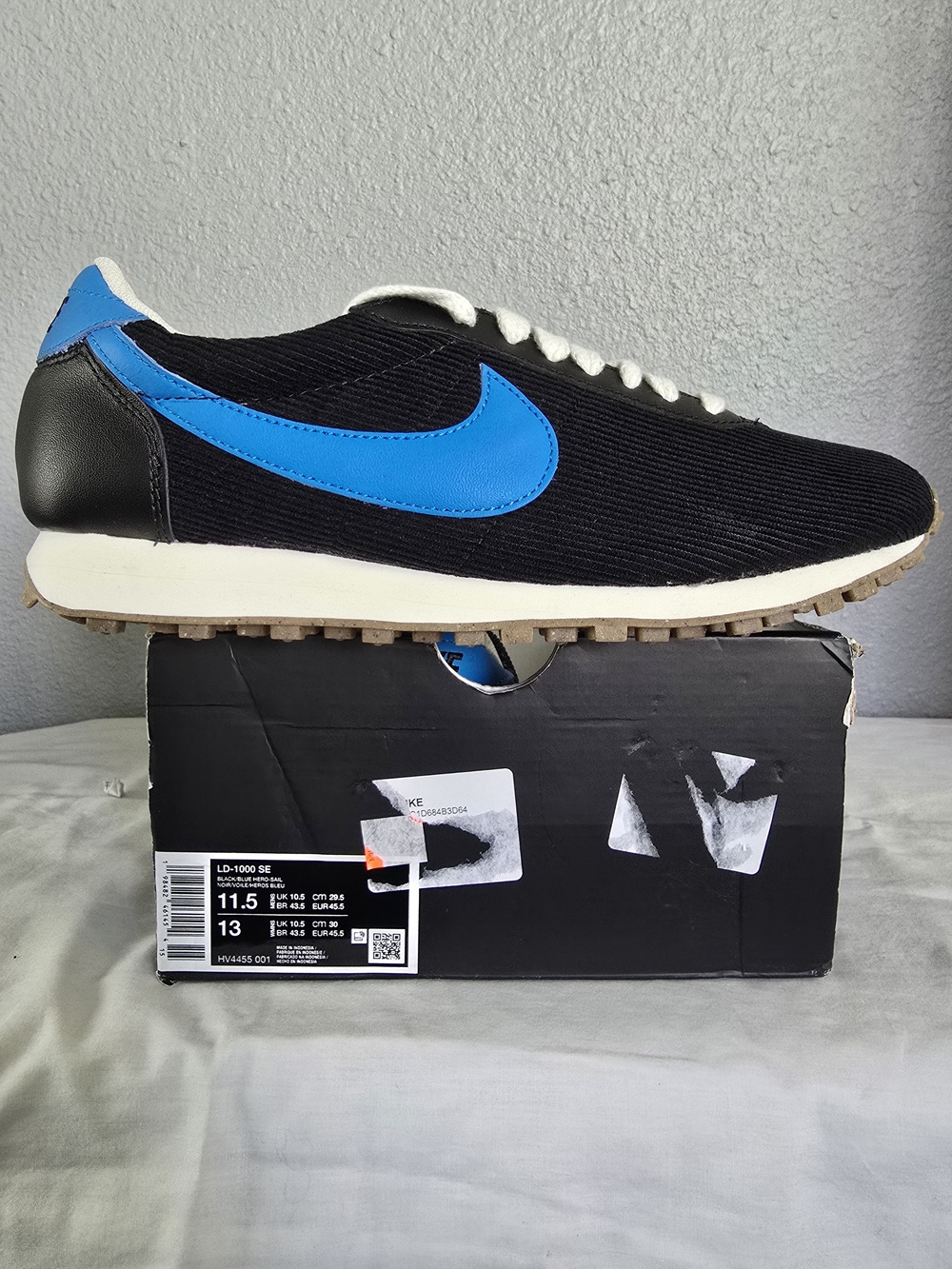 Nike Black with Blue Swoosh LD-1000 SE Men’s Sneaker